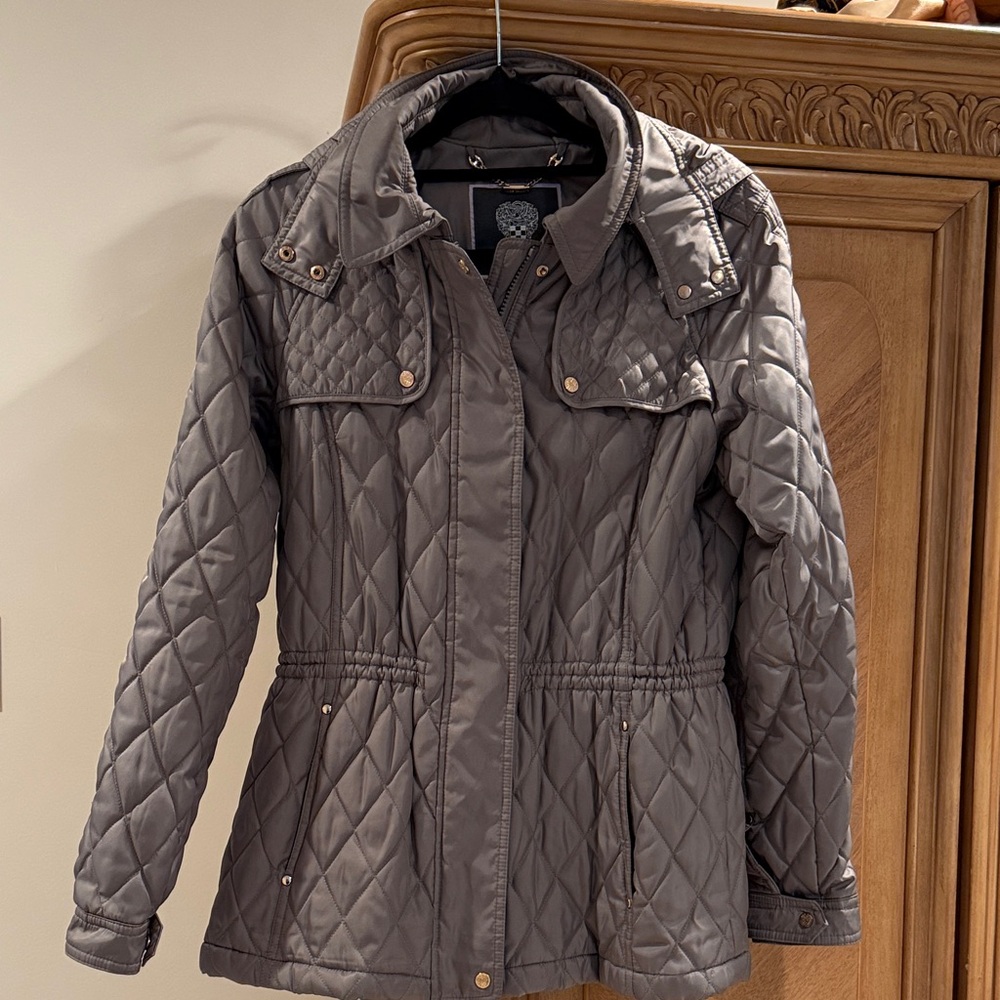 Vince Camuto Quilted Utility Jacket - Taupe
With removable hood